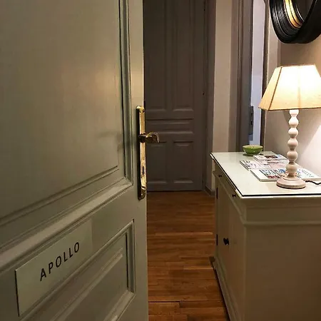 Apartment Acropolis Townhouseco *