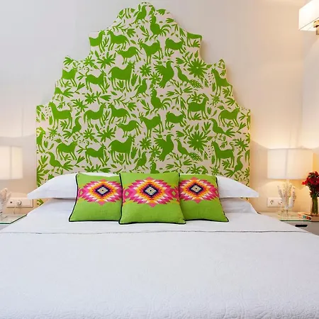 Acropolis Townhouseco *