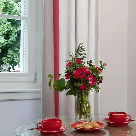 Apartment Acropolis Townhouseco *